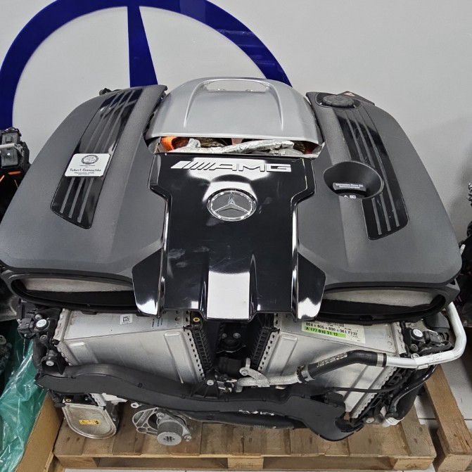 Mercedes Benz AMG GT 63 - Engine assembly A1770103112