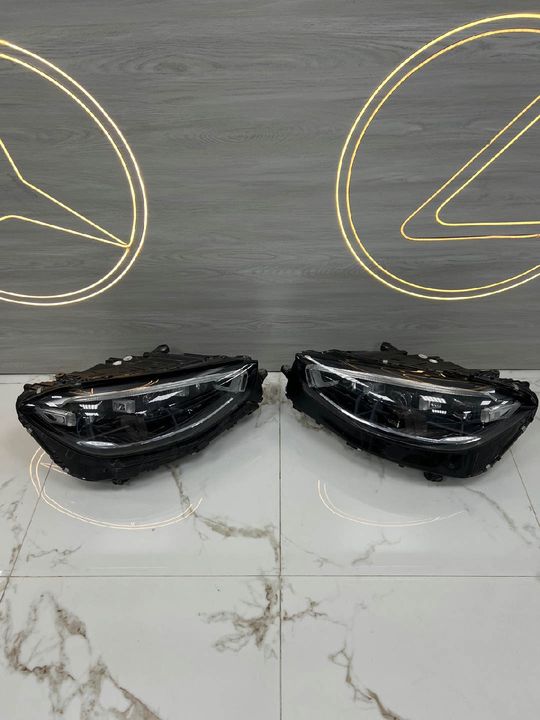 Mercedes-Benz S223 Multibeam LED Headlights