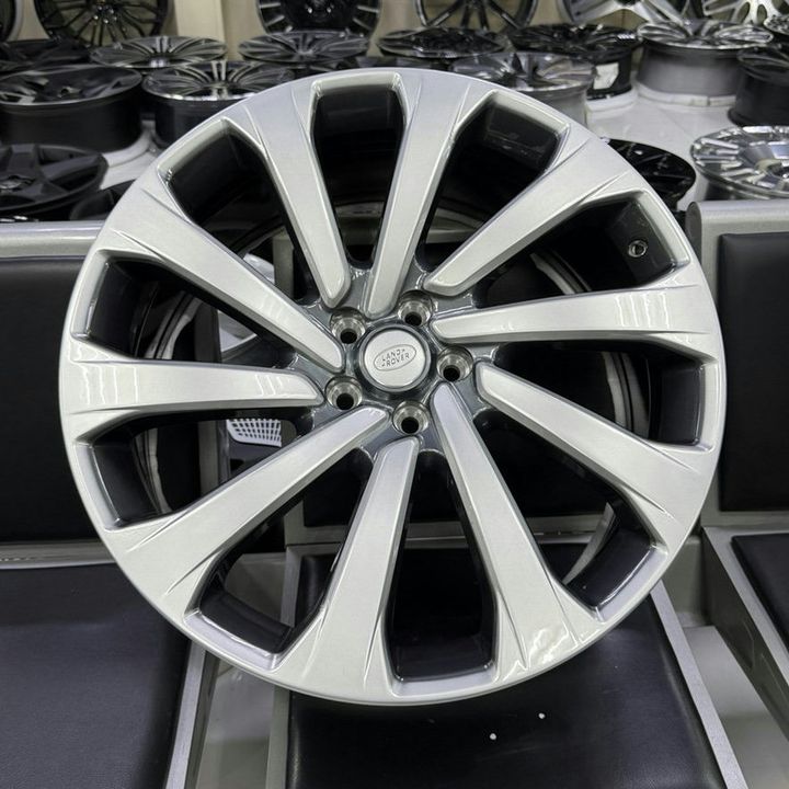 Land Rover Range Rover L460-R23  Alloy Wheel