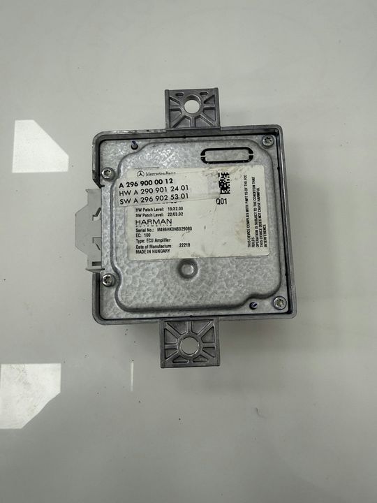 Mercedes-Benz A2969000012 ECU Amplifier