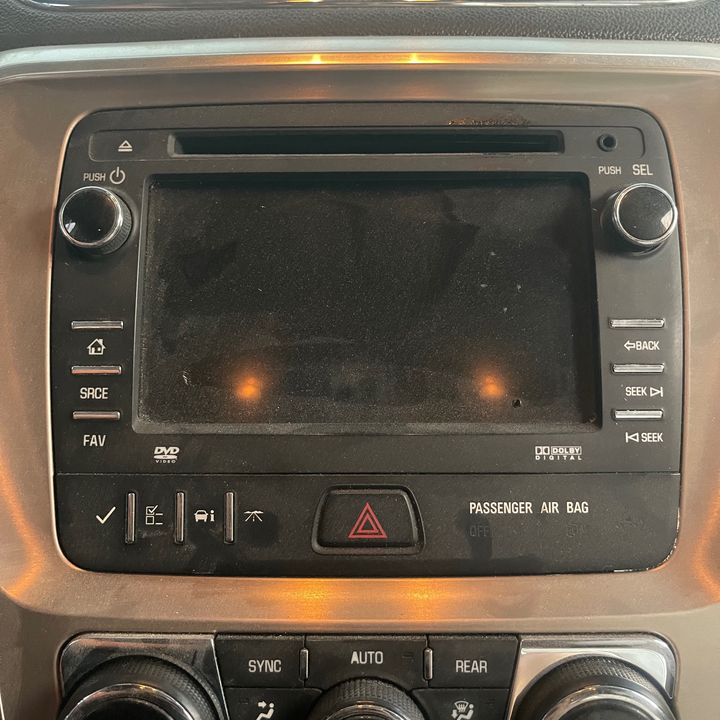 Info-gps-tv screen - 2013 GMC Acadia