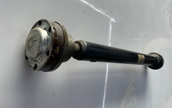 Front drive shaft - 2013 Audi Q7