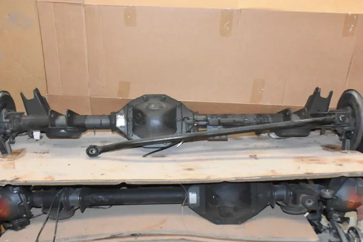 REAR AXLE ASSEMBLY    G63 AMG