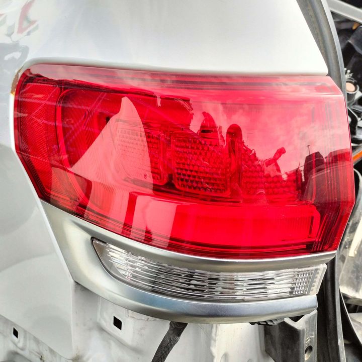 Tail Light (LH) - 2018 Jeep GRAND CHEROKEE