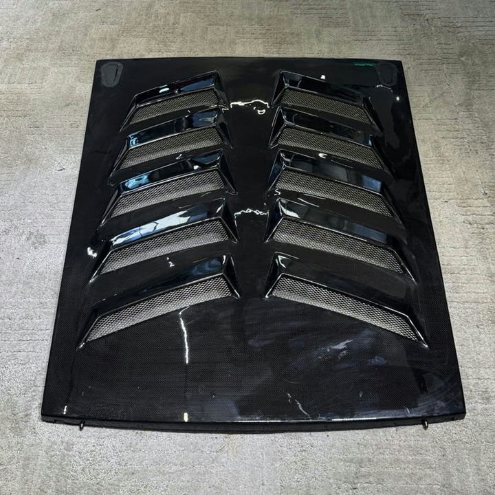 Lamborghini Gallardo Carbon Fiber Vented Engine Cover