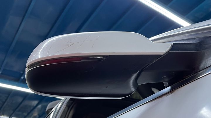 Side Mirror (RH) - 2015 Audi A4 Quattro