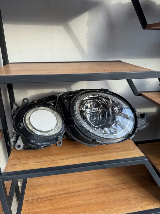 Bentley Bentyaga - LED Headlight RH