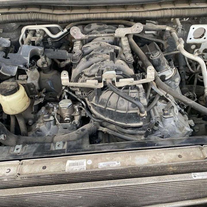 Engine - 2017 Nissan Armada 5.6i