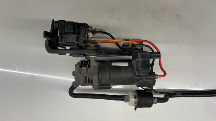 Air Suspension Compressor - 2011 Audi Q5