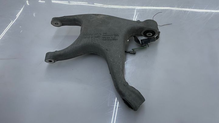 Lower Arm(RHF) - 2009 Audi Q7