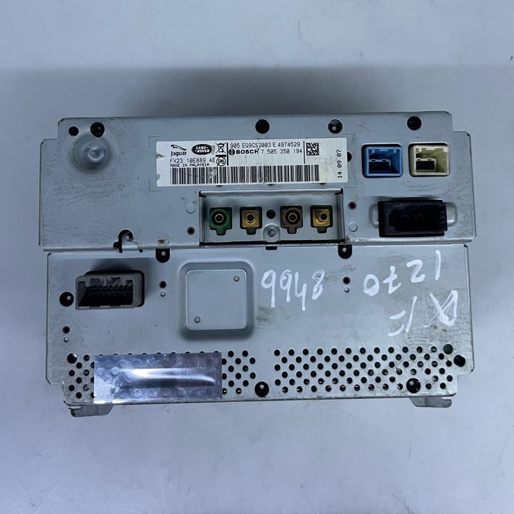 Info/GPS/TV Screen - 2014 Jaguar XF