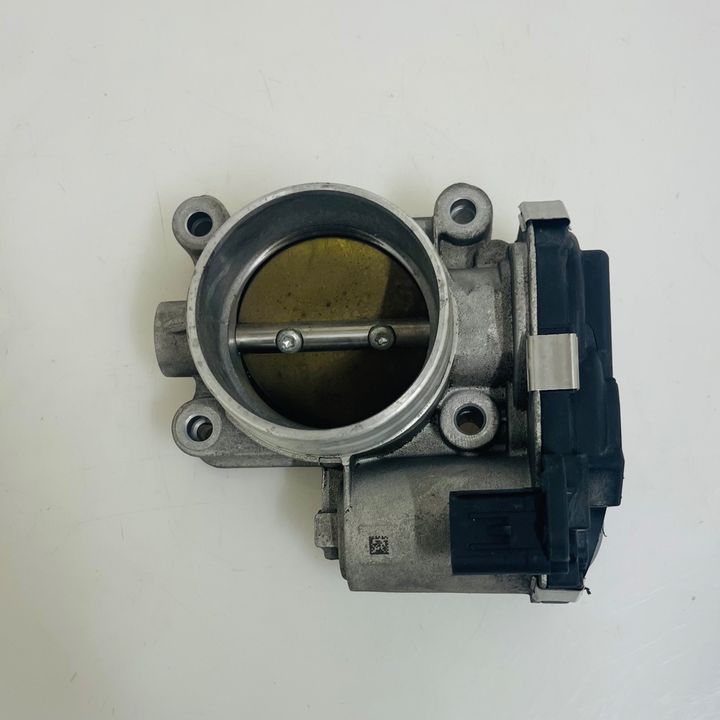 Throttle body - 2018 Chevrolet Traverse LT Cloth