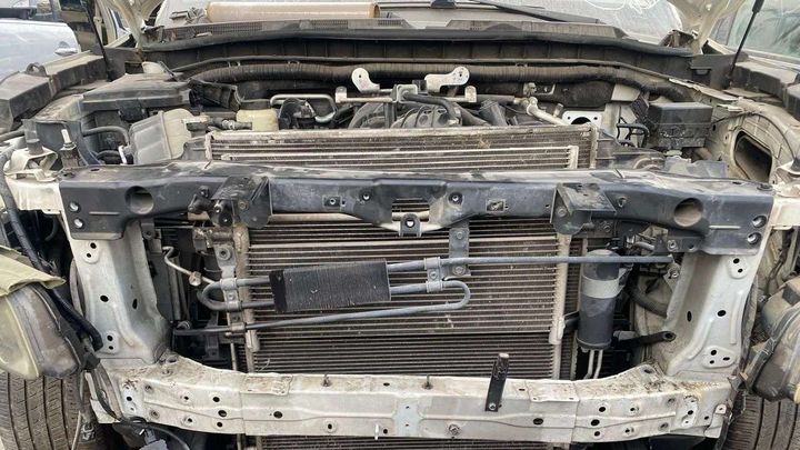 Engine - 2012 Infiniti QX56