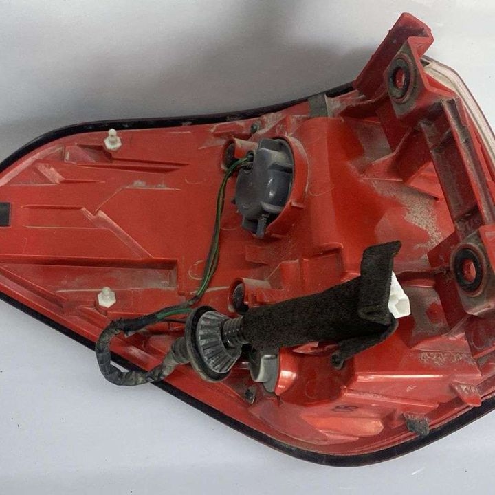 Tail Light (RH) - 2013 Infiniti QX56