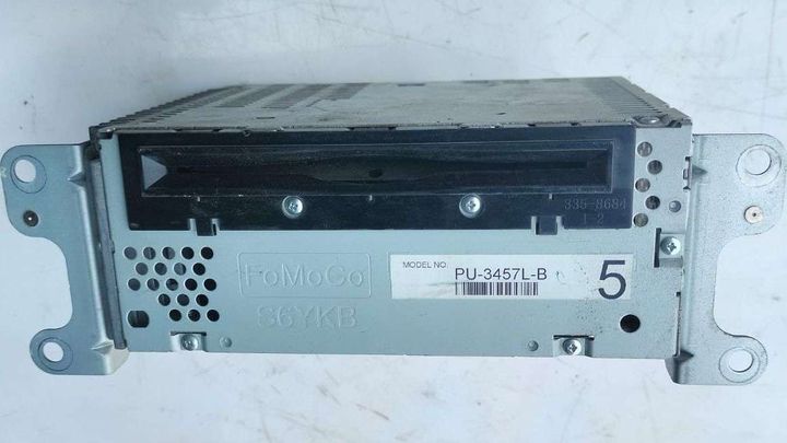 Audio CD Disc player - 2012 Ford Explorer