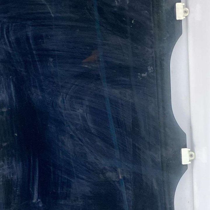 Rear door glass - 2012 Infiniti QX56 5.6i
