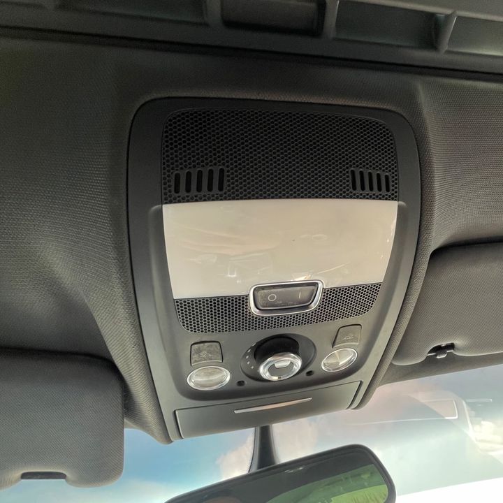 Overhead Console - 2015 Audi A4