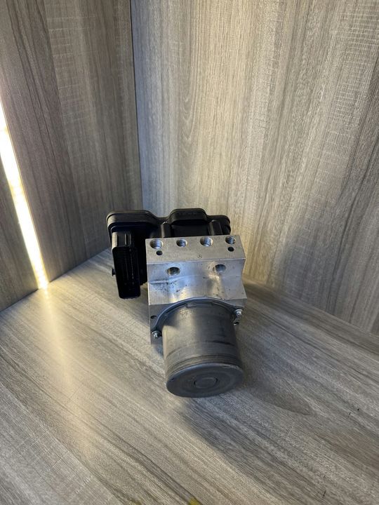 Mercedes-Benz G-Class W463 ESP ABS Control Unit Module