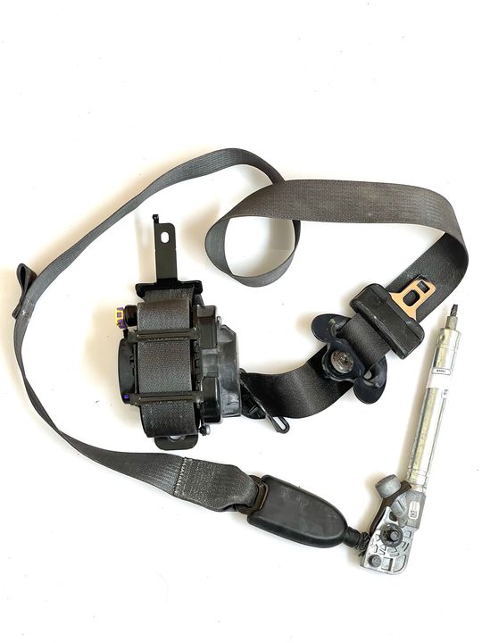 Seat belt rear - 2018 Cadillac XT5 Premium Luxury