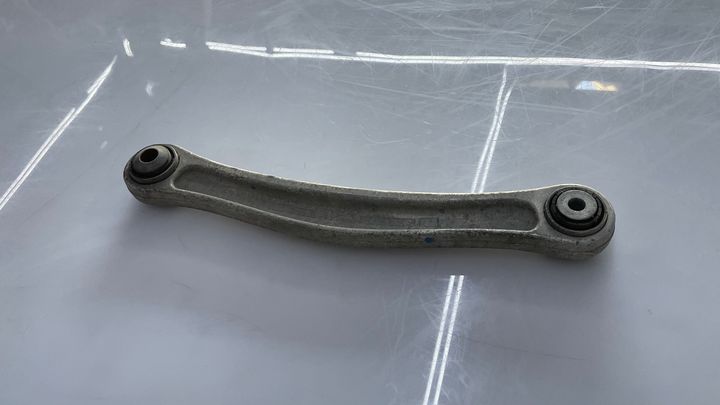 Upper arm (LH) - 2009 Volkswagen Touareg