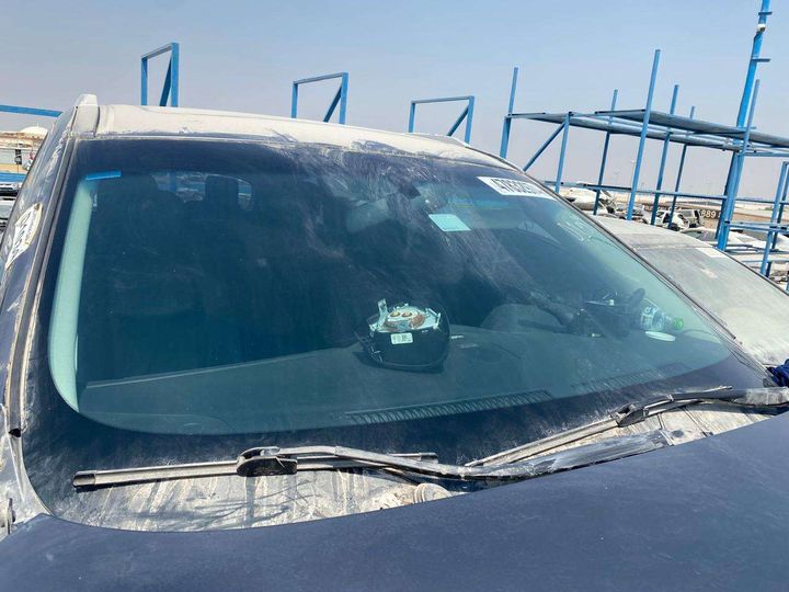 Windshield glass - 2015 Infiniti QX60