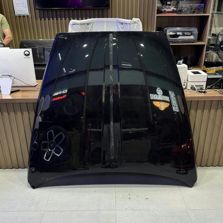 Rolls Royce Cullinan - Hood Bonnet Black
