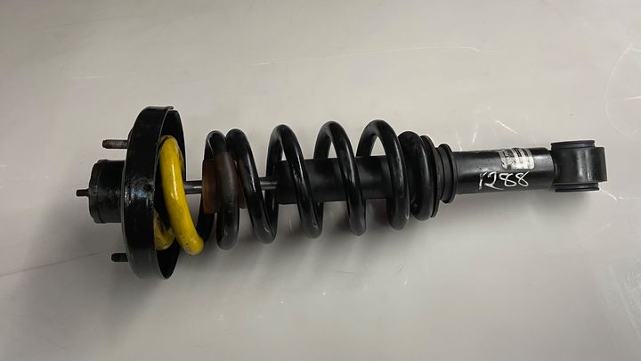 Shock Absorber (RHF) - 2006 Lincoln Navigator