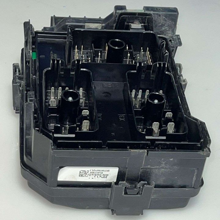 Fuse box - 2018 GMC Terrain