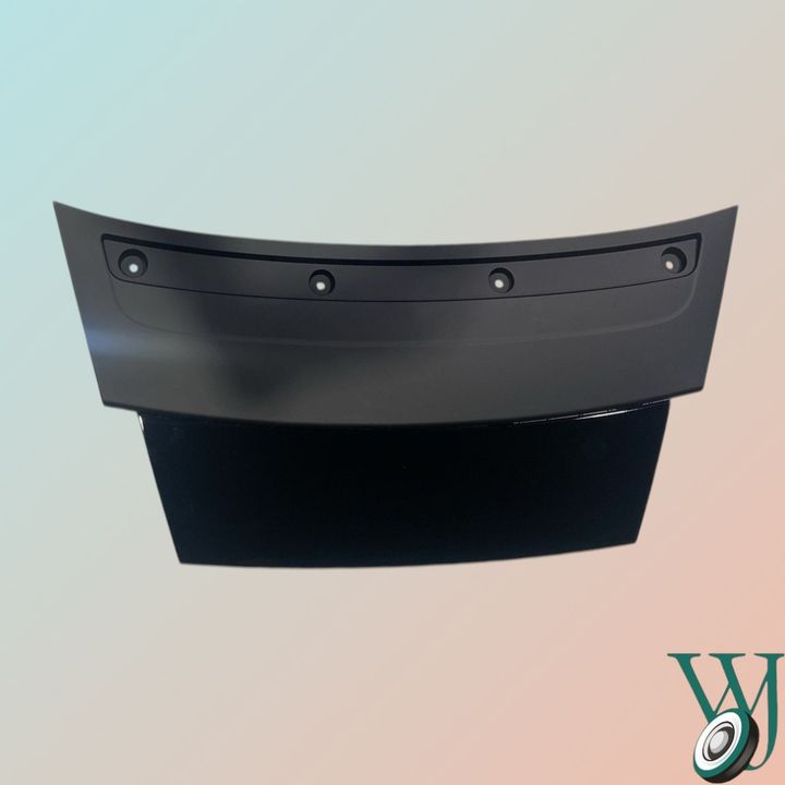 REAR BUMPER COVER 2023 Vogue Black, 2023 Vogue Black Strip