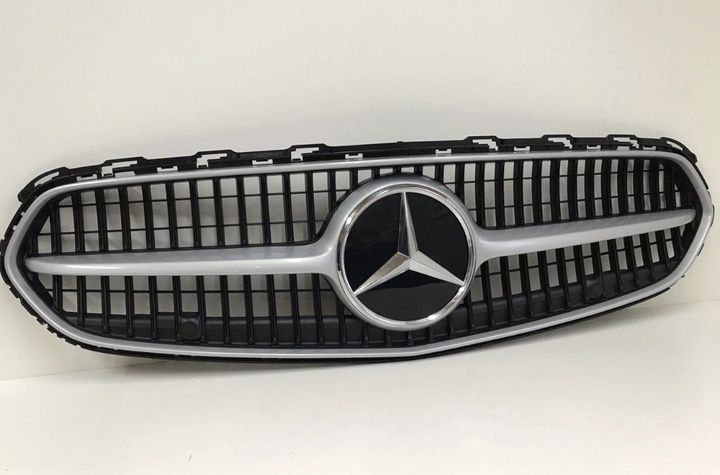 Front Radiator Grill Avantgarde