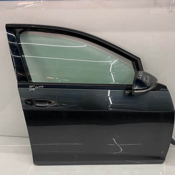 Door (RHF) - 2019 Volkswagen GTI