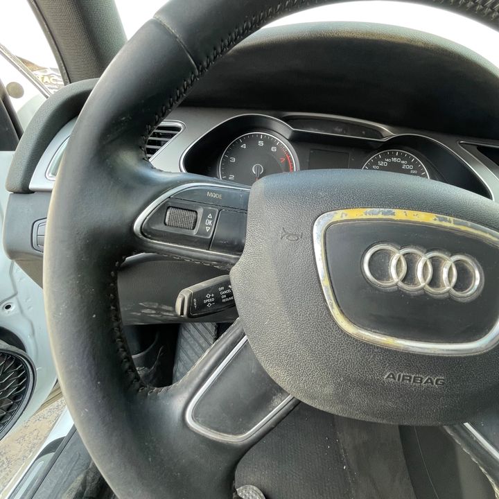Steering wheel - 2015 Audi A4