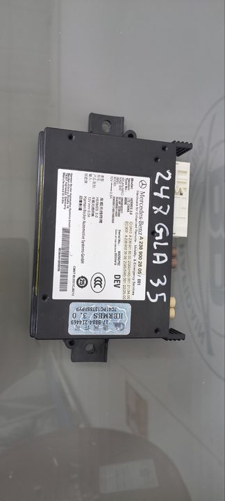 Mercedes-Benz A2389002805