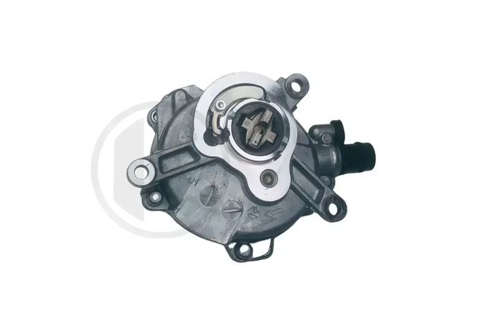 VACUUM PUMP
