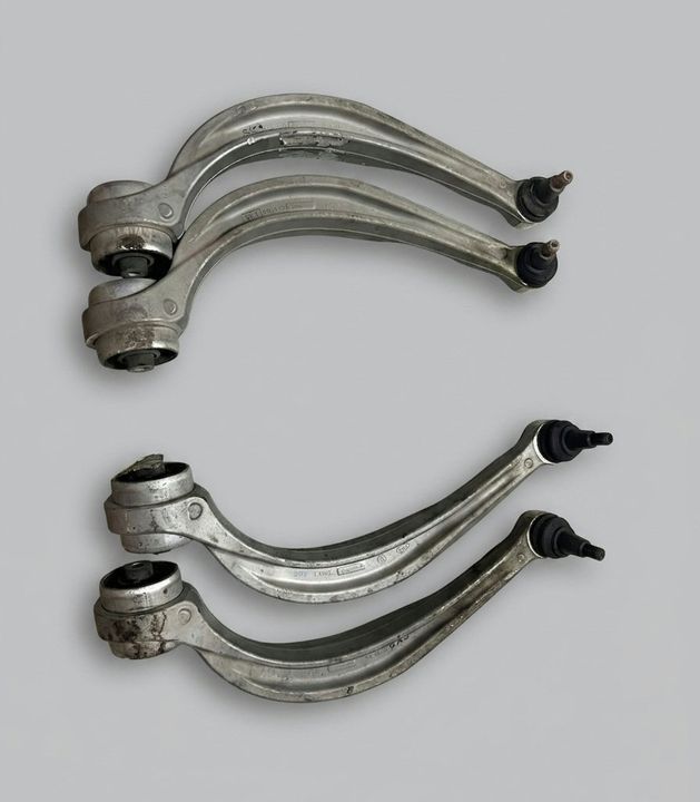 Lamborghini Urus Supension Guide / Front Control Arm LH / RH