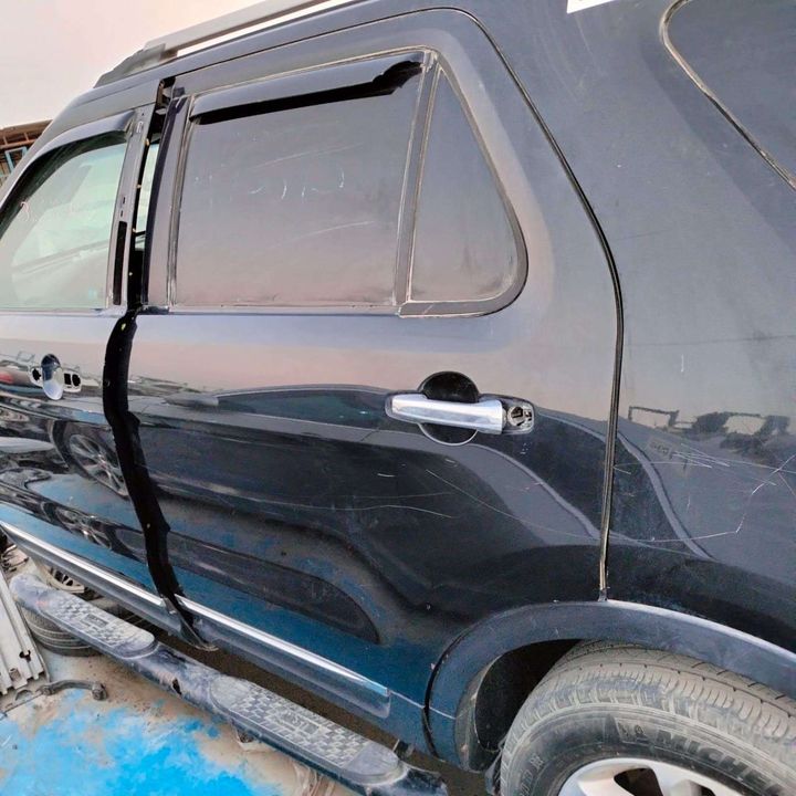 Door (LHB) - 2012 Ford Explorer