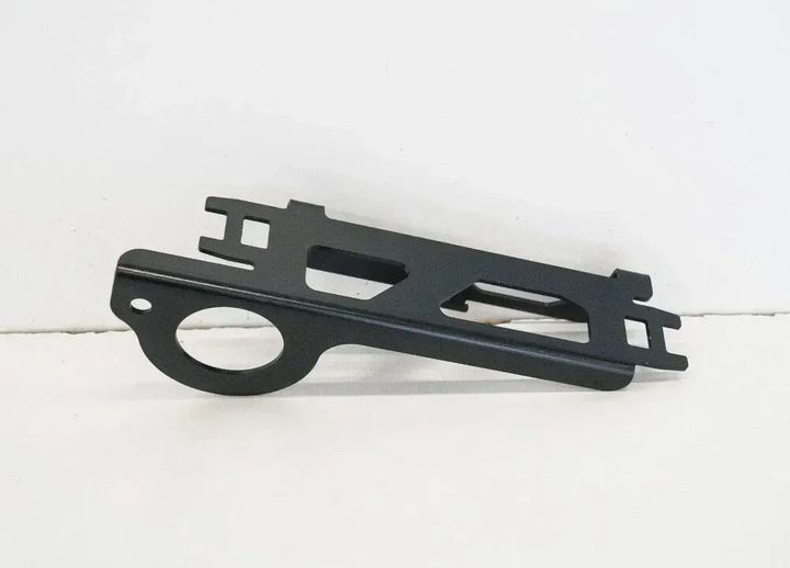 a2225000131   bracket