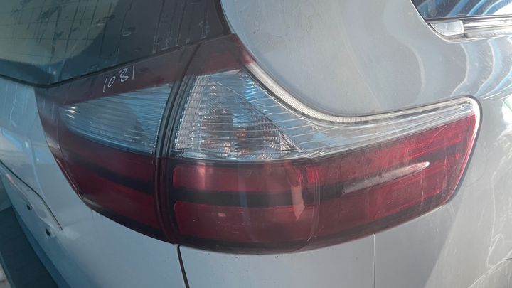 Tail Light (RH) - 2017 Toyota Sienna LE