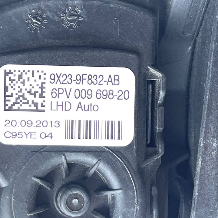 Accelerator pedal - 2014 Jaguar XJL