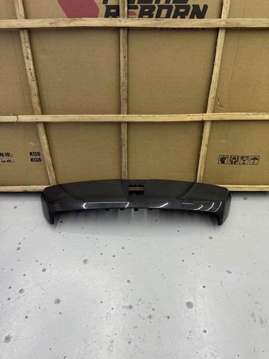 Rolls Royce Cullinan -  Carbon Fiber Bonnet Panel