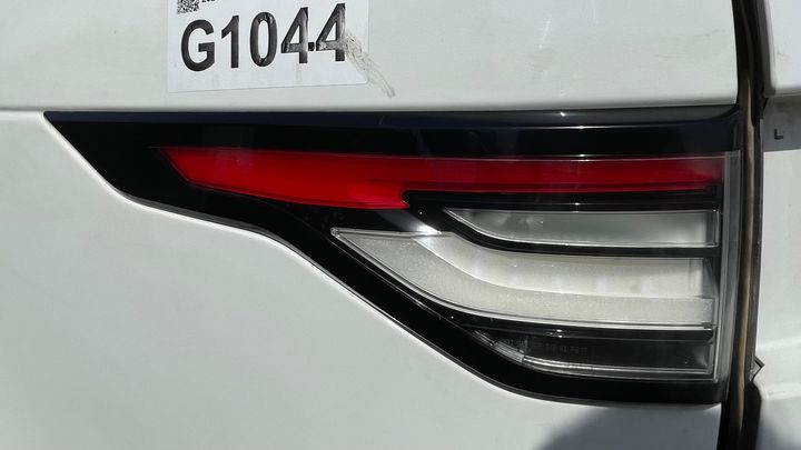 Tail Light (LH) - 2020 Land Rover DISCOVERY SE