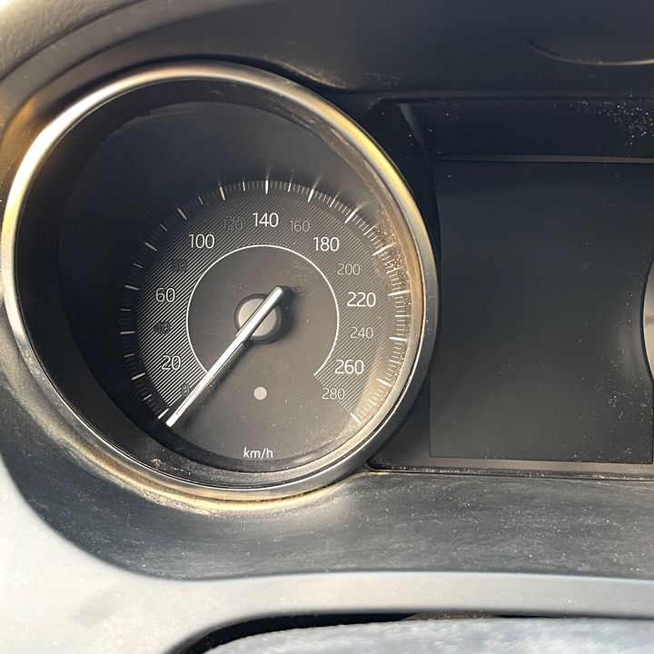 Speedometer - 2019 Jaguar E-Pace