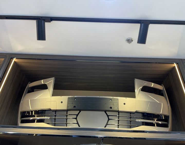 Rolls-Royce Spectre 2025 Front Bumper