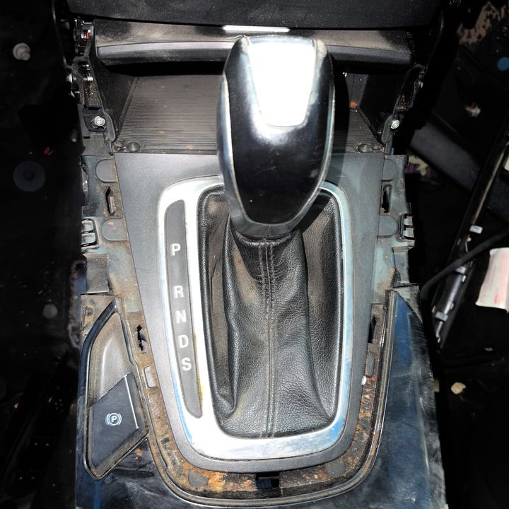Gear Shift Knob(Automatic) - 2017 Ford Edge