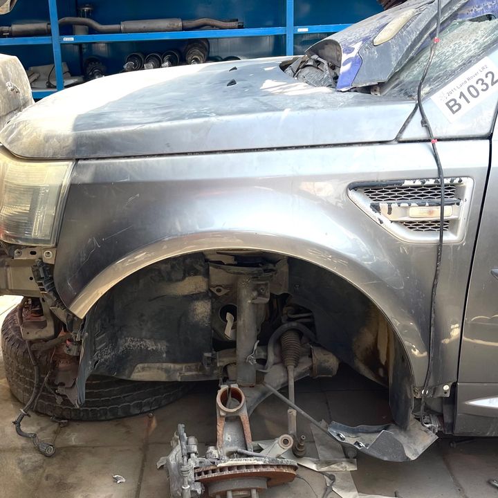 Fender (RHF) - 2011 Land Rover LR2