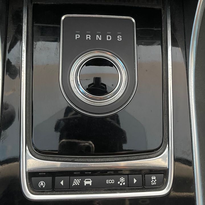 Gear Shift Knob(Automatic) - 2017 Jaguar XE