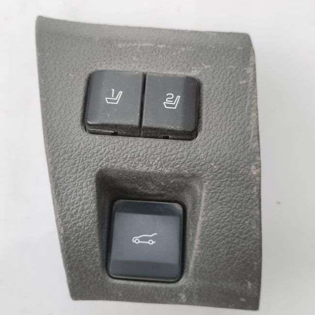 Trunk Switch - 2012 Ford Edge
