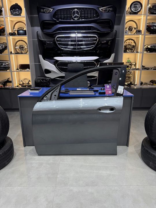 Mercedes Benz GLE w292 Coupe- Front Left Door