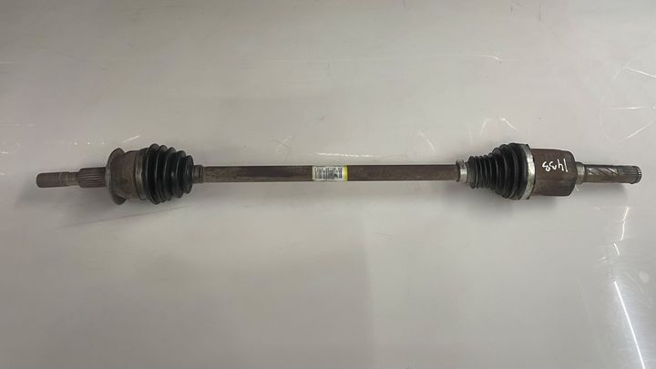 Axle Rear (LH) - 2017 Lincoln Continental Livery